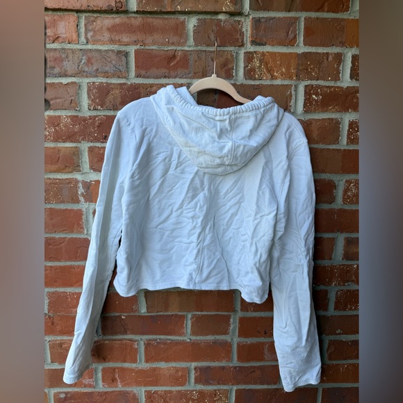 Calvin Klein - Picture 2 of 2